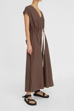 LM Poplin V-Neck Dress -Dress store 2 LMPoplinV NeckDress Chocolate 29410 scaled