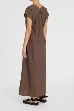 LM Poplin V-Neck Dress -Dress store 2 LMPoplinV NeckDress Chocolate 29417 scaled