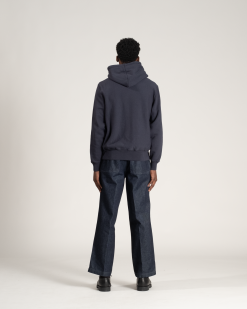 Hoodie Dark Navy -Dress store AW 21 On Model Web Res Heavyweight Hoody 009