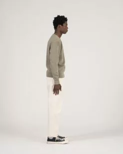 Crew Sweatshirt - Pigment Desert -Dress store SS22 ON MODEL WEB 091