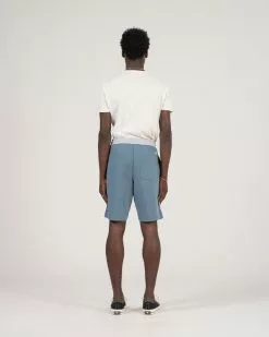 Collegiate Short Marine -Dress store SS22 ON MODEL WEB 227